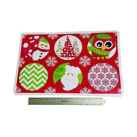 Christmas Placemat Set Red Green Holiday Design Vinyl 11.75" x 17.75" Vintage - Picture 2 of 5